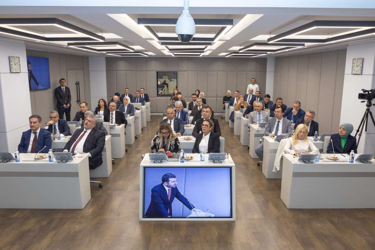 whatsapp-image-2025-11-26-at-18-39-30-2