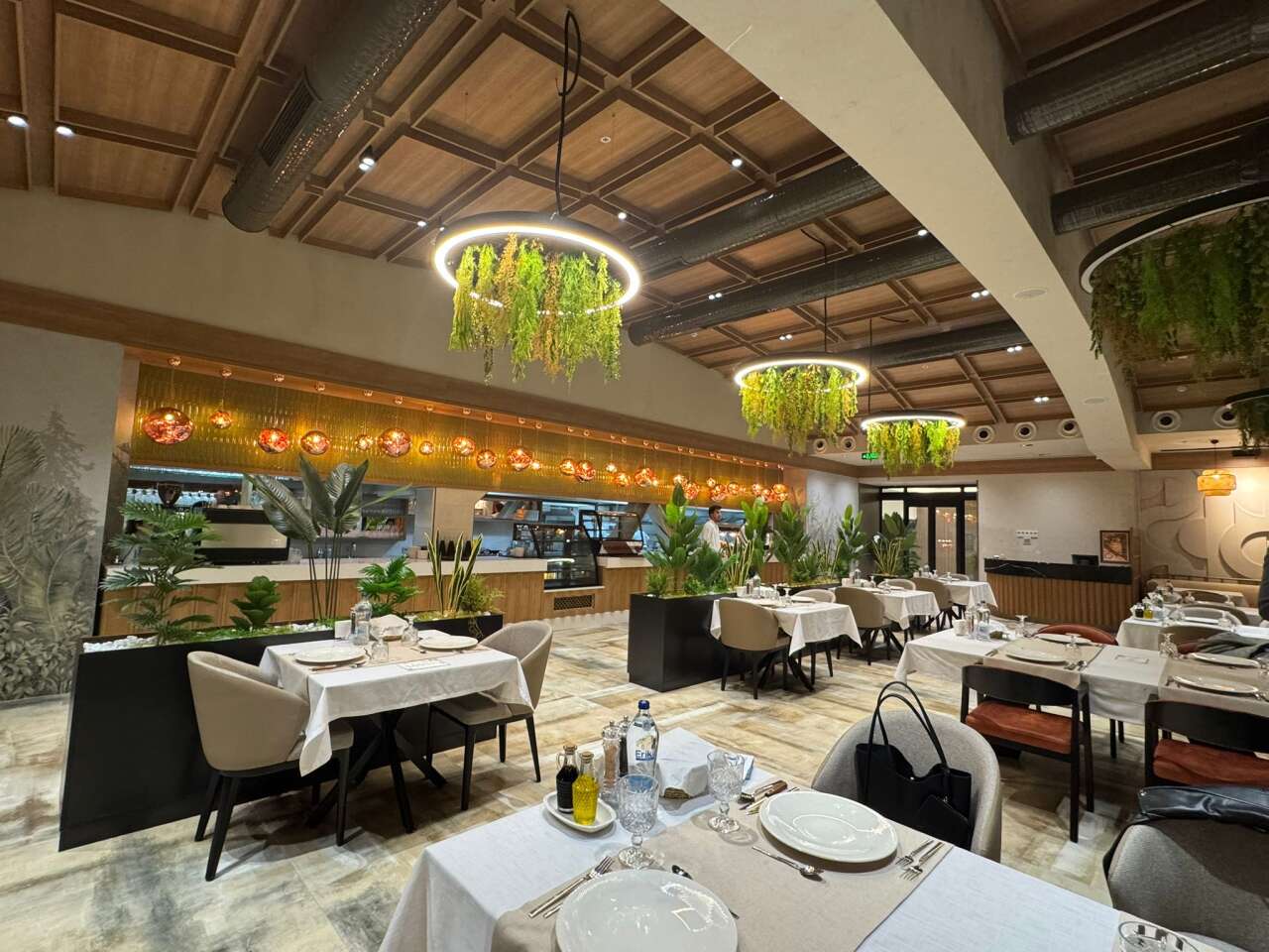 6bd75883-3268-4c0e-80f8-521a3f2f52a0