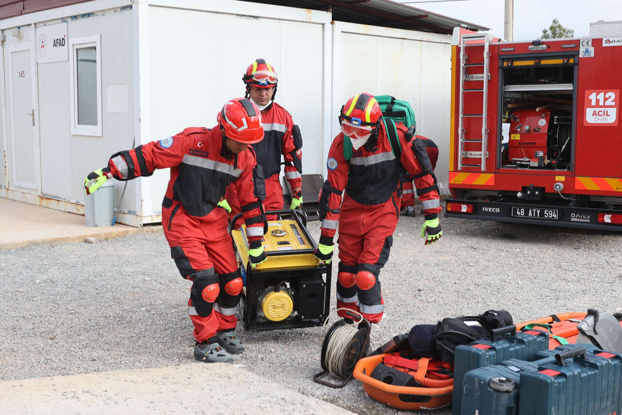 buyuksehir-itfaiyesi-afetlere-hazirlikta-bir-adim-daha-atti-2