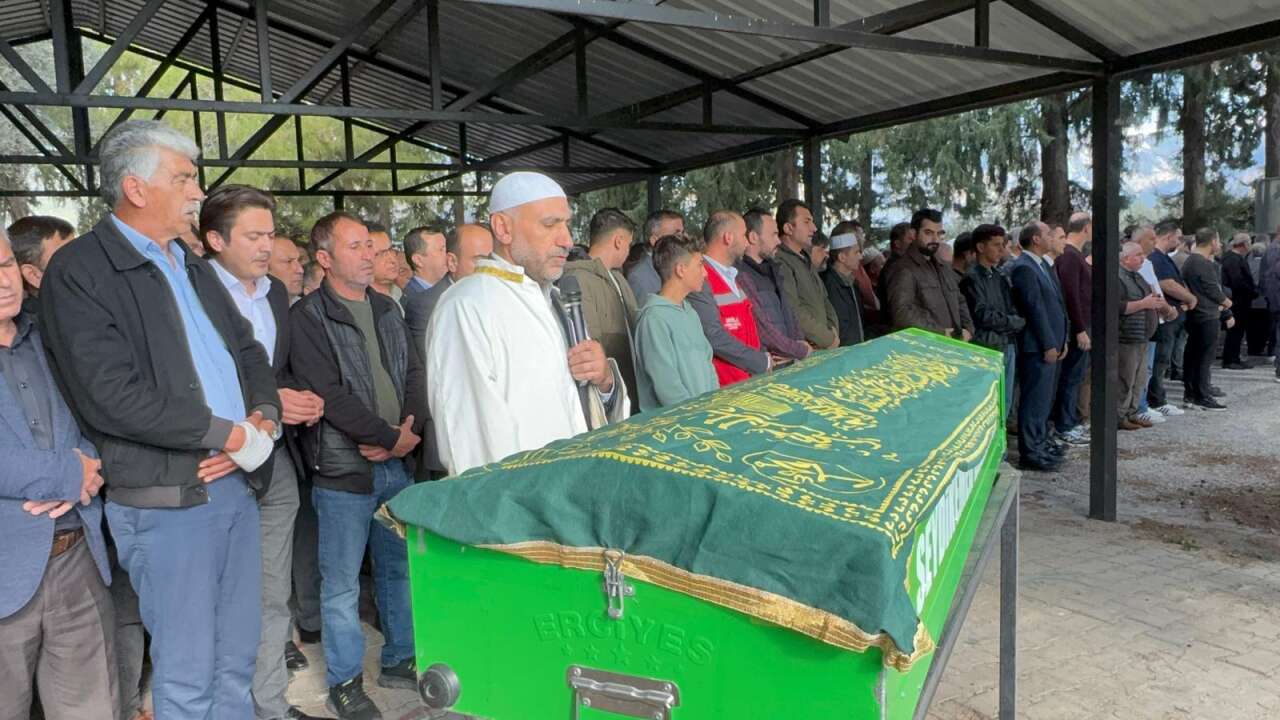 whatsapp-image-2025-11-28-at-14-41-42