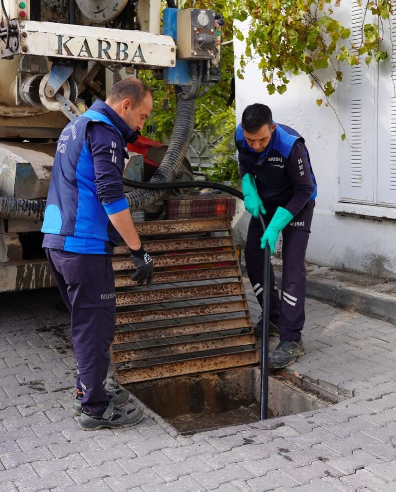 whatsapp-image-2025-11-28-at-15-49-31-1