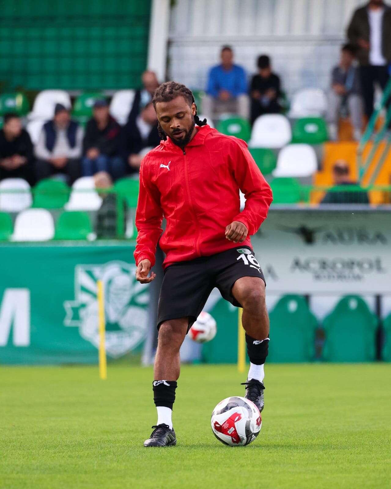 whatsapp-image-2025-11-30-at-18-06-14