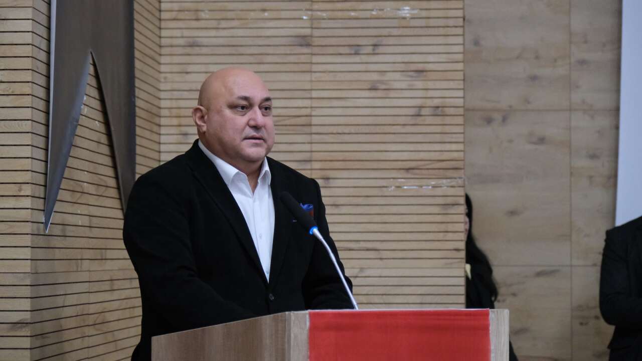 whatsapp-image-2025-12-06-at-09-31-40-3