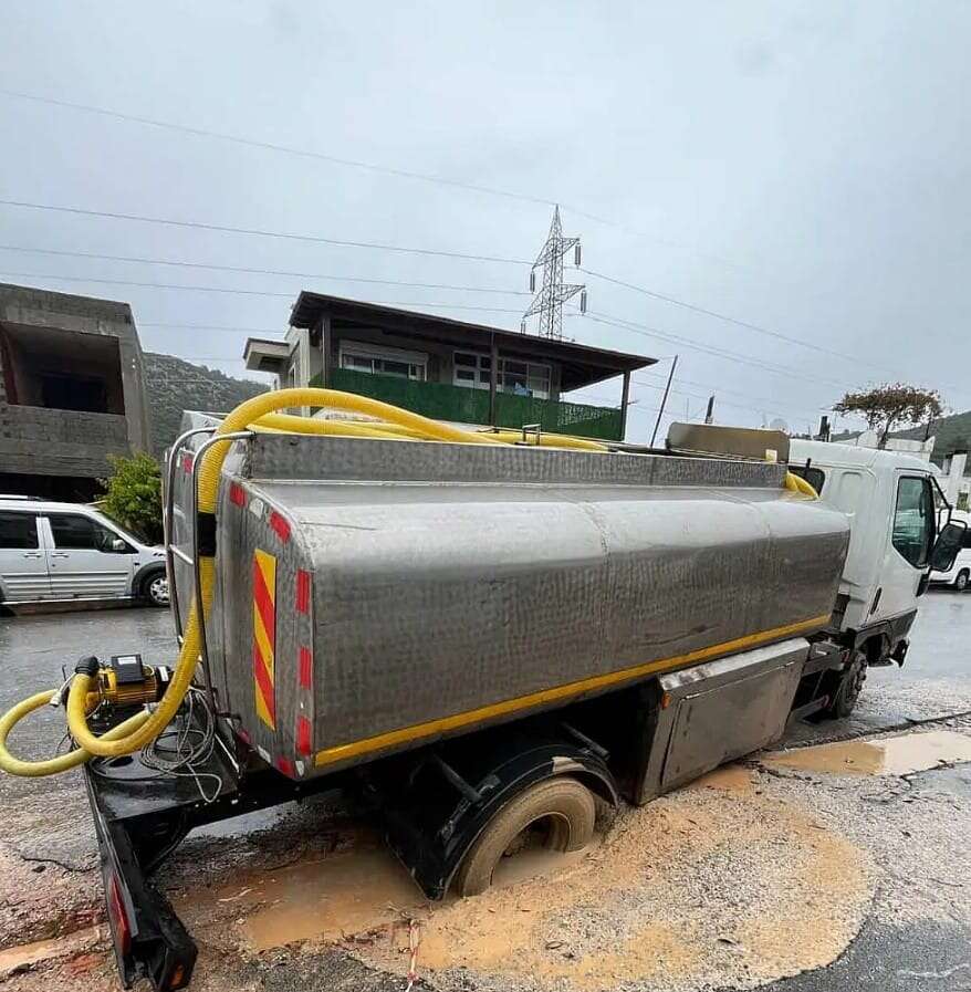 whatsapp-image-2025-12-06-at-18-15-22-1