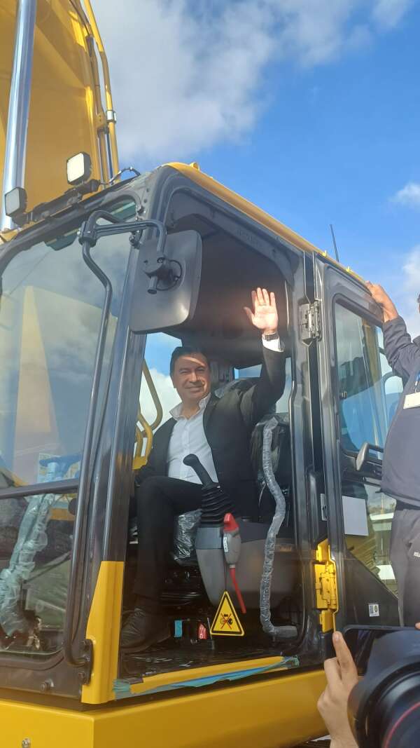 whatsapp-image-2025-12-08-at-17-47-45