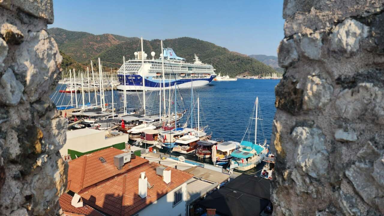 whatsapp-image-2025-12-09-at-10-09-21