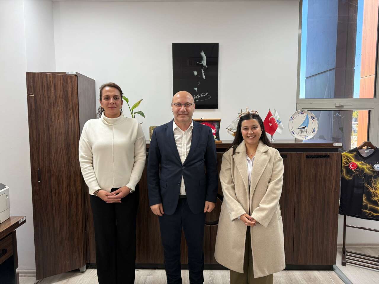 whatsapp-image-2025-12-09-at-15-42-55-1