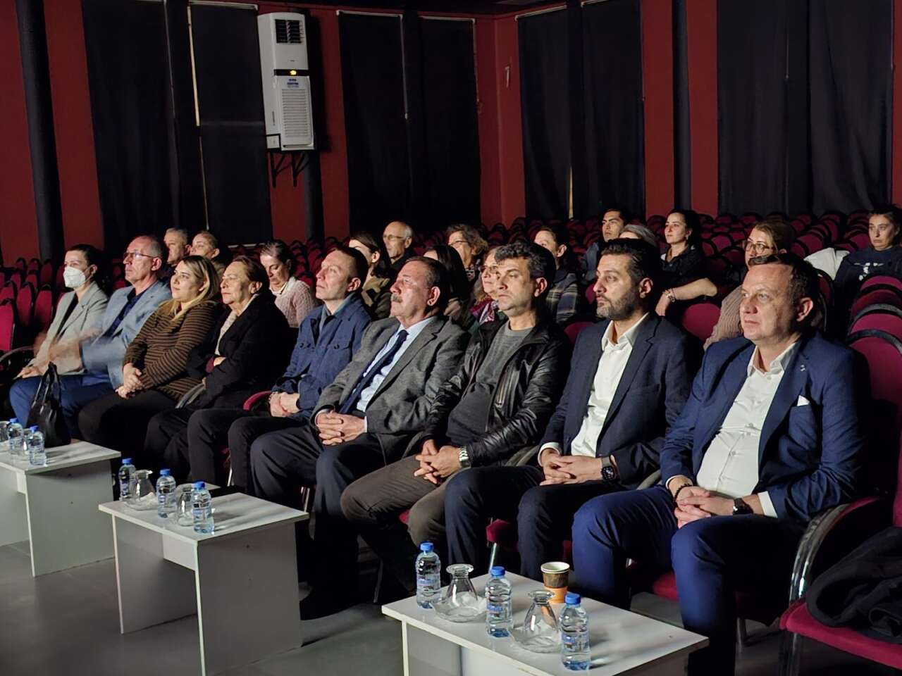 whatsapp-image-2025-12-10-at-09-27-48