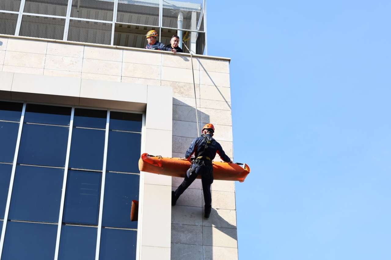 whatsapp-image-2025-12-11-at-12-13-21