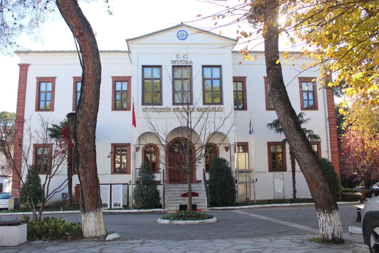 whatsapp-image-2025-12-12-at-16-09-03