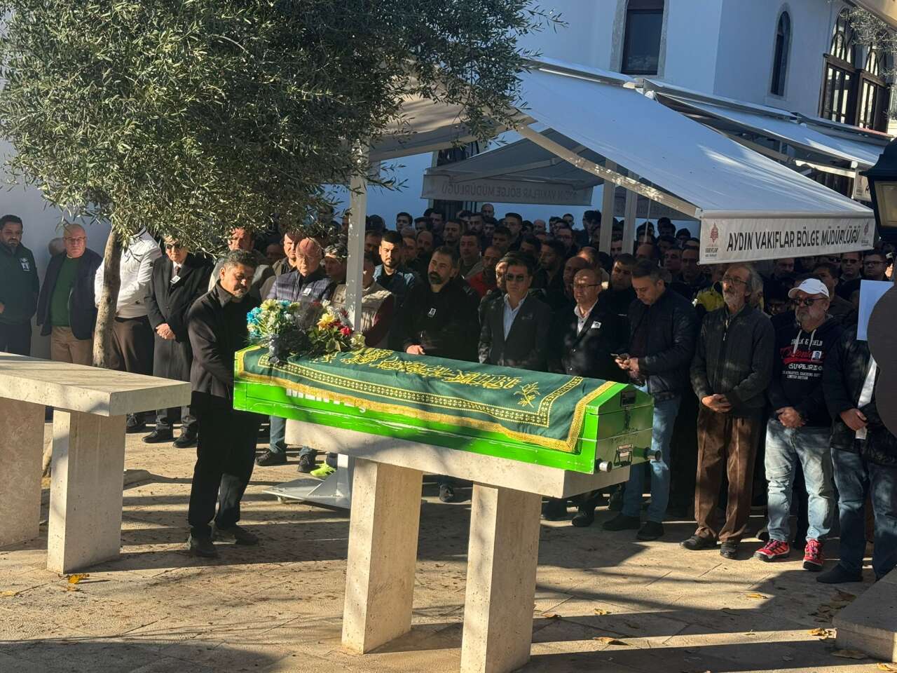 whatsapp-image-2025-12-13-at-15-57-08