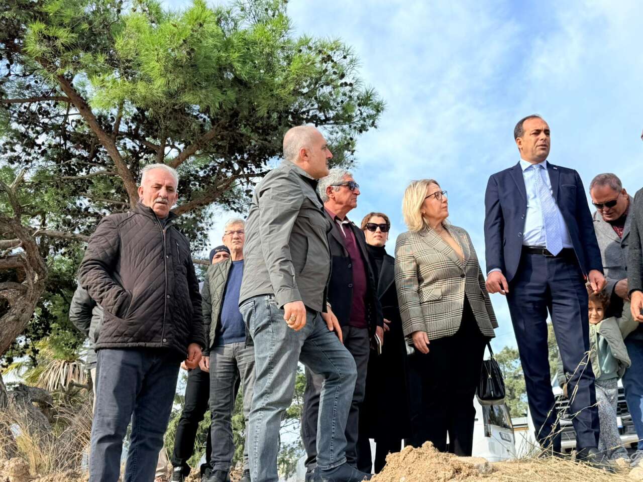 whatsapp-image-2025-12-16-at-09-30-22