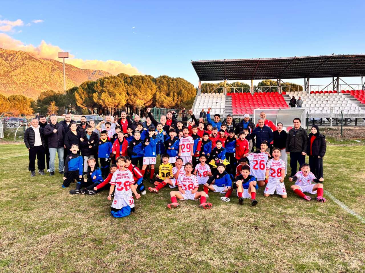 whatsapp-image-2025-12-16-at-13-04-15