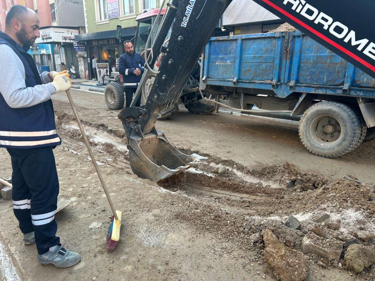 whatsapp-image-2025-12-26-at-12-14-08-2