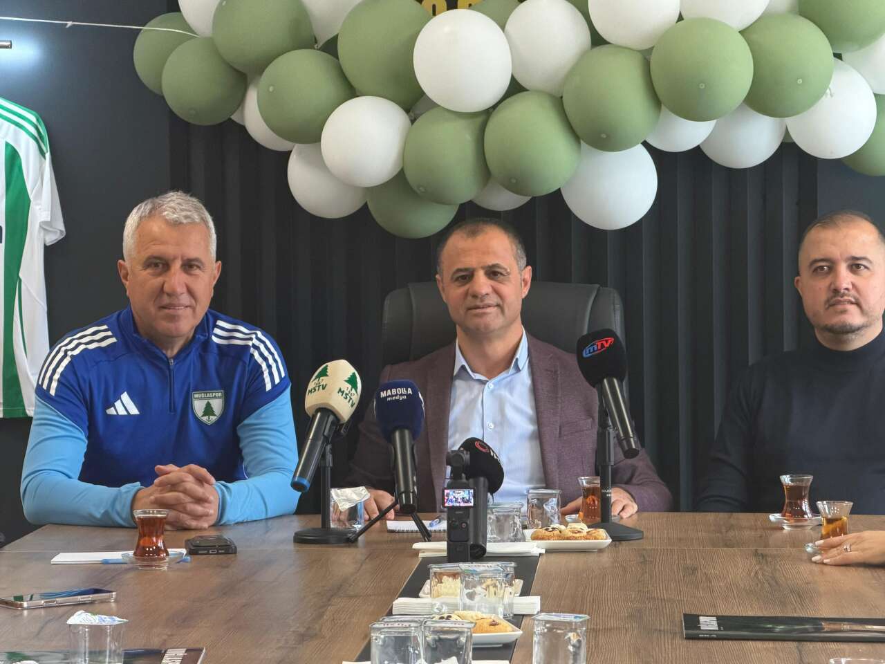 whatsapp-image-2026-02-12-at-12-19-07-2