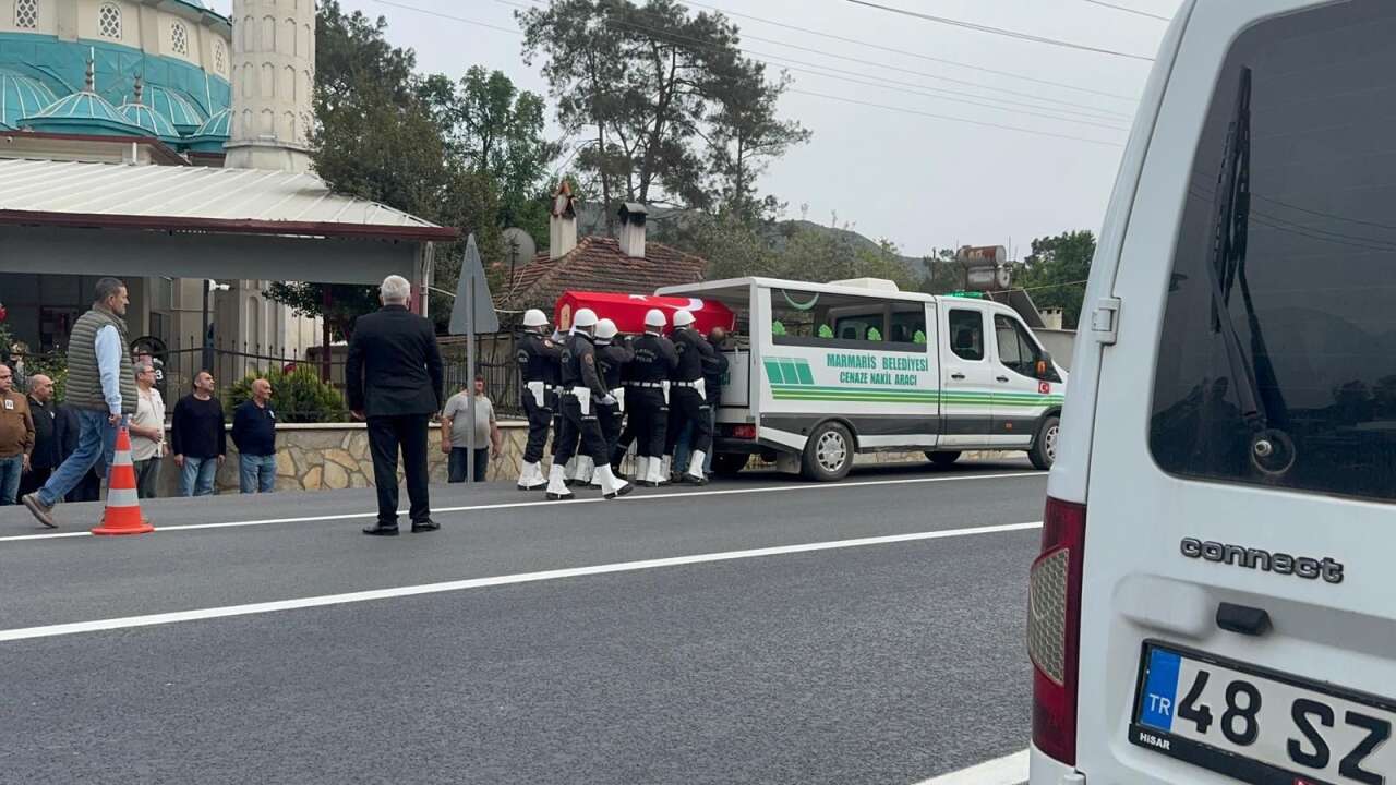 929ebc61-bc56-4fb3-8acb-9d85875cfed2