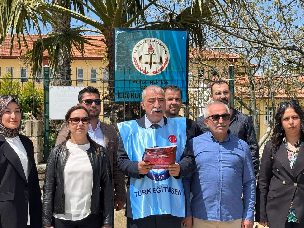 whatsapp-image-2026-04-22-at-12-46-08