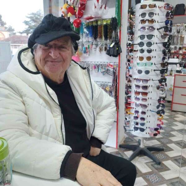 20260423aw690276-0-1