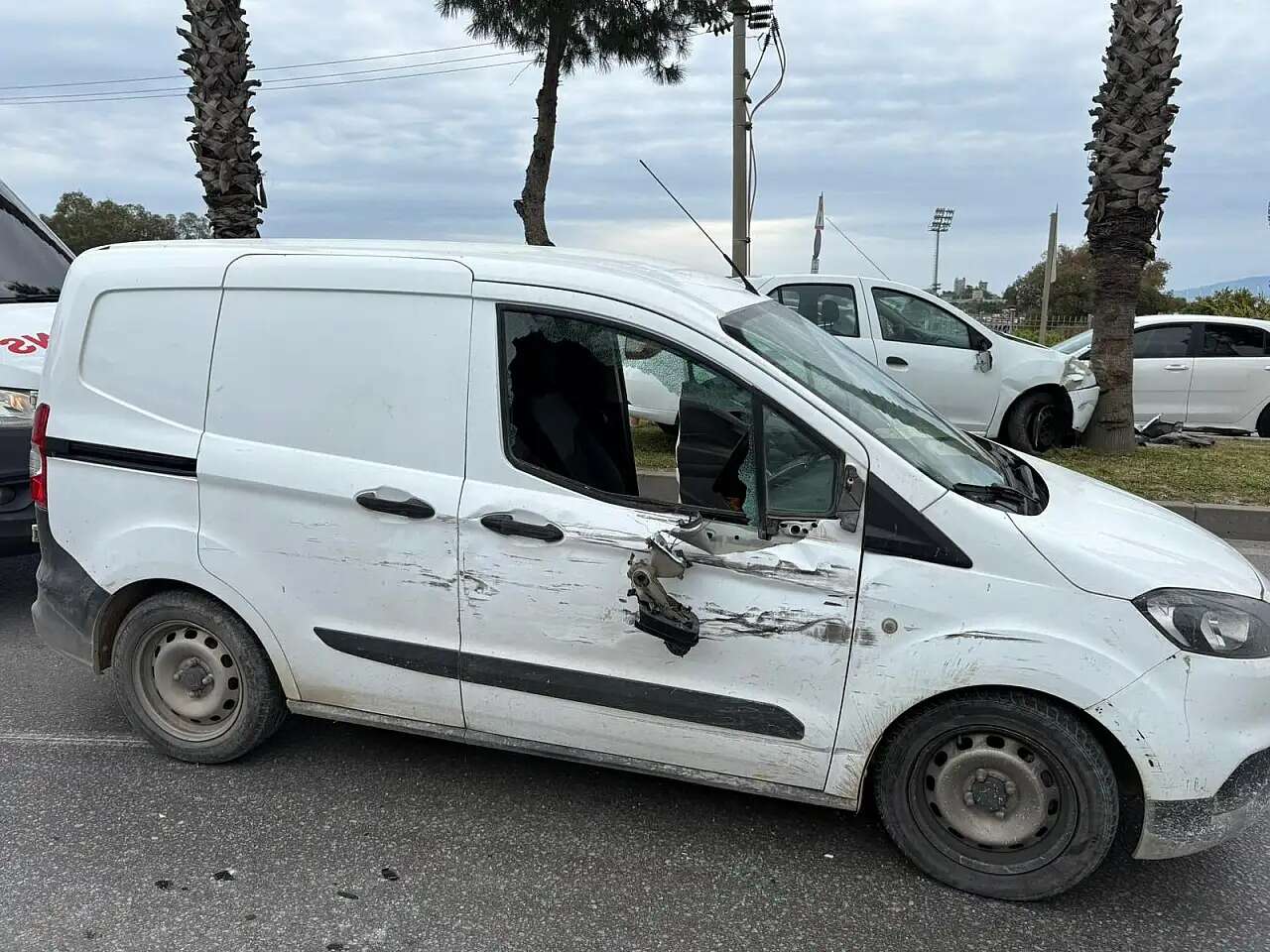 whatsapp-image-2026-04-25-at-17-39-16