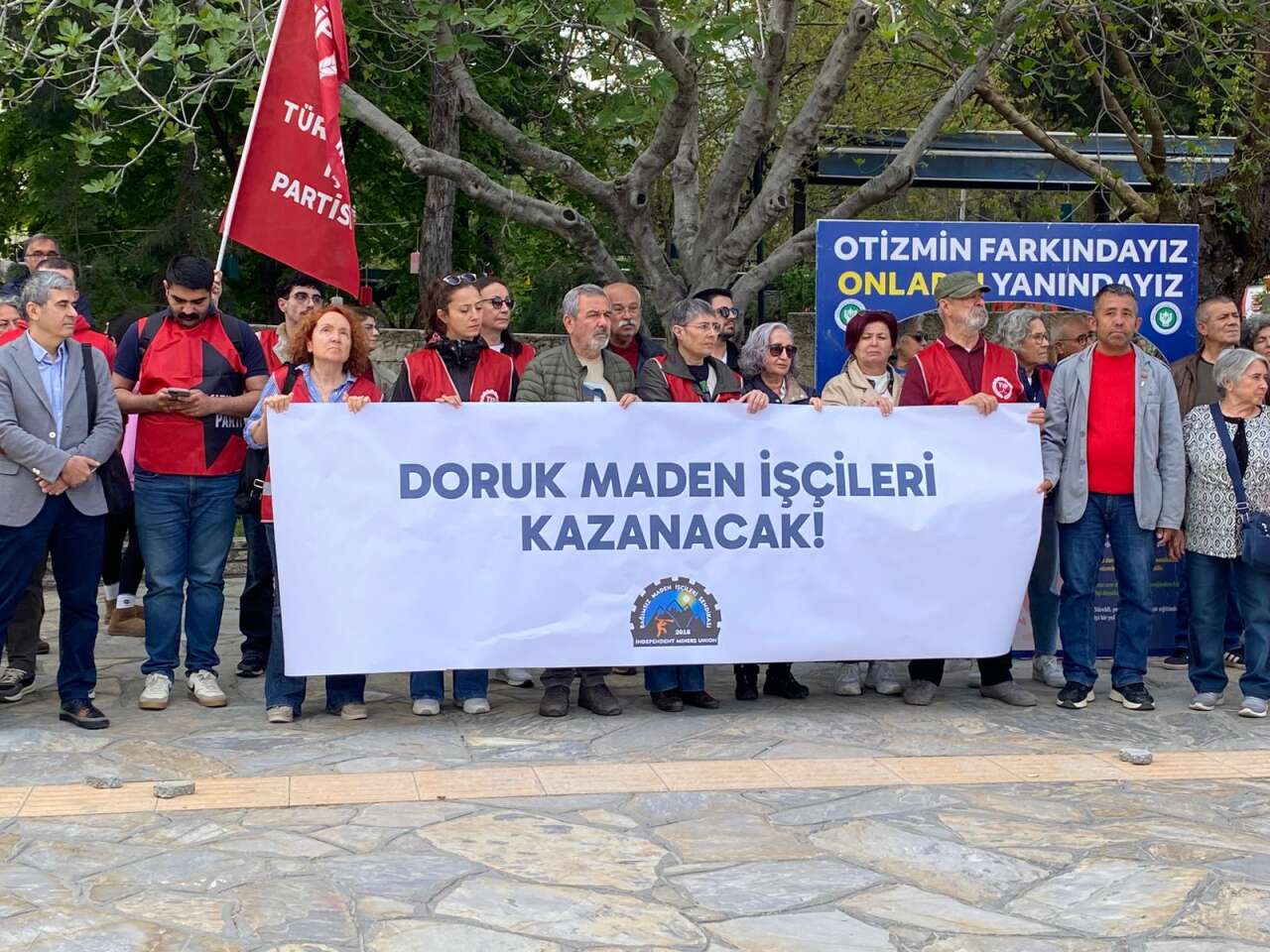 whatsapp-image-2026-04-25-at-19-12-23