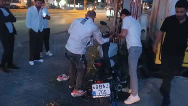 isimsiz