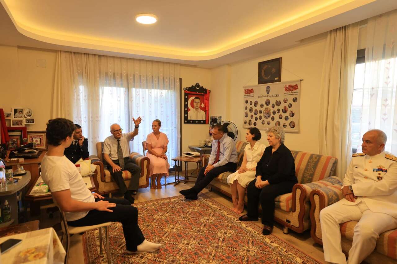 isimsiz