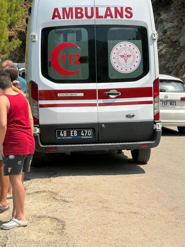 aw768556-03
